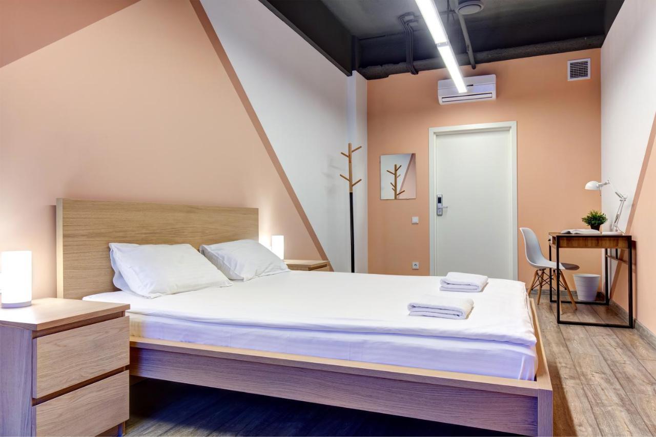 Roomy Hostel Jekatyerinburg Kültér fotó